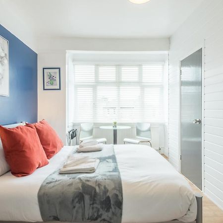Private Room 4 With Kitchenette By Cb Stays No Minimum Stays CBG Exterior foto